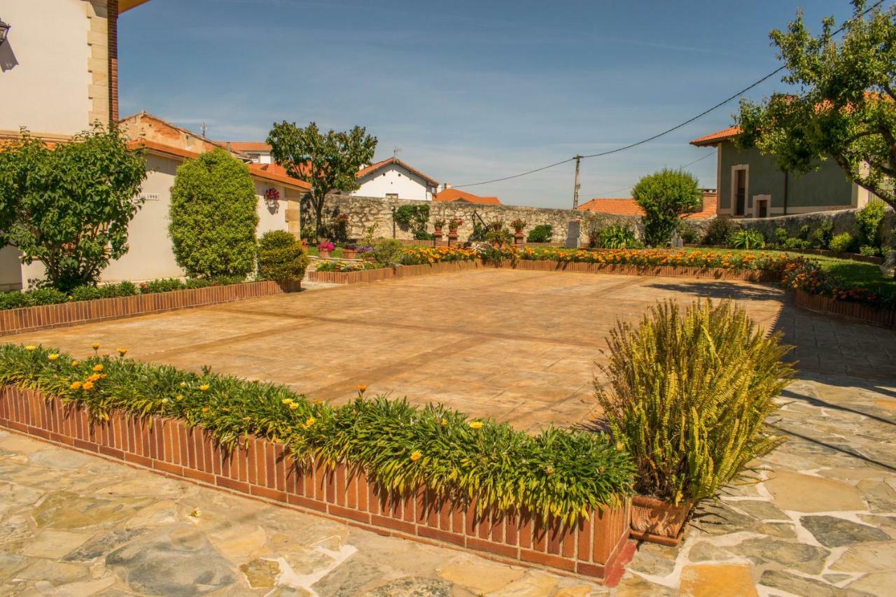 Posada Marina Suances Exterior foto